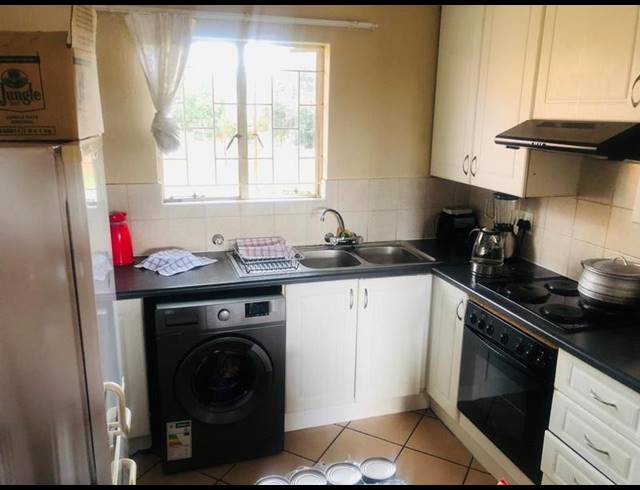 2 BEDROOM APARTMENT FOR SALE IN HIGHVELD